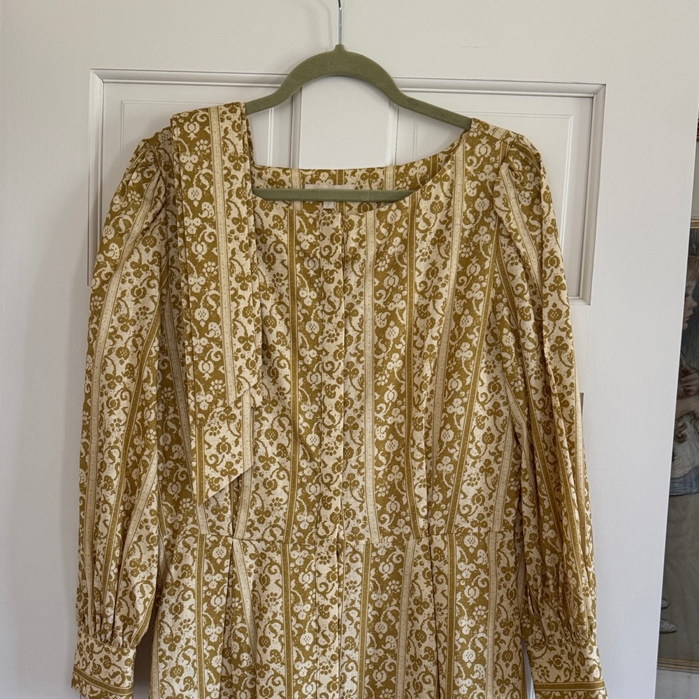 Women’s Floral Print Tie-Neck Dress in Mustard and Cream